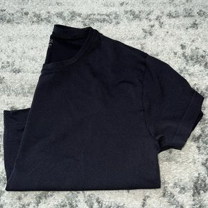 Athleta Cropped Black Tee